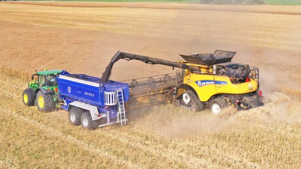 gs-24_harvesting_new_holland-1024x576.jpg